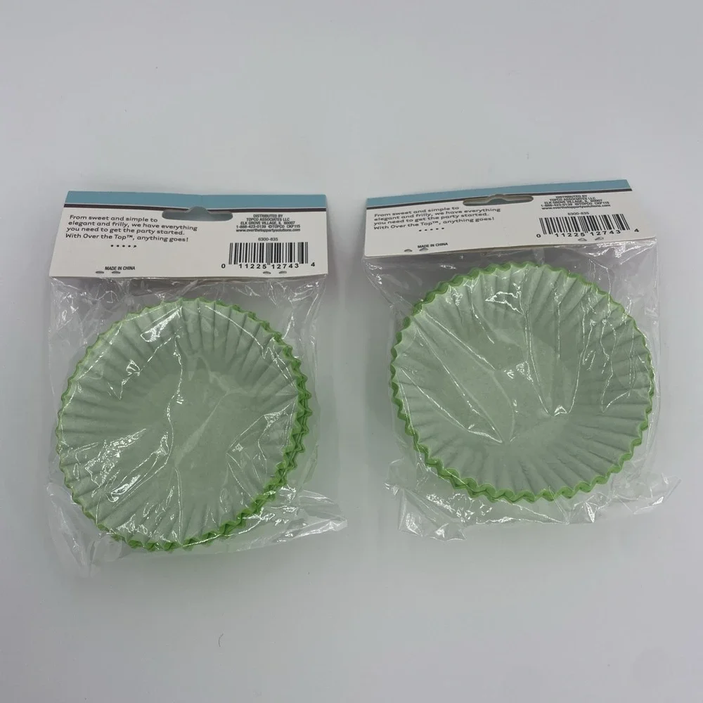 Green Cupcake Liners 100 Count Baking Cups (2) Packs of 50- Over The Top-New